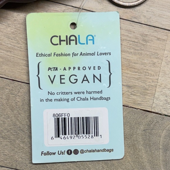 Chala Handbags Flip Flop Keychain Change Purse - Picture 7 of 12